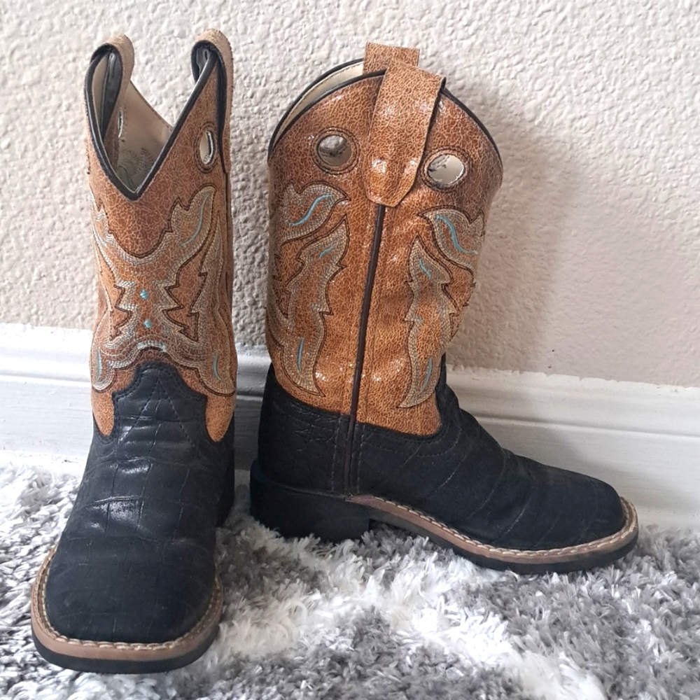 Oldwest Cowboy Boots Size 10 black brown light blue
